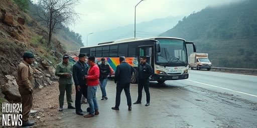 Landslide in Himachal Pradesh Kills 15 as Bus is Hit by Debris