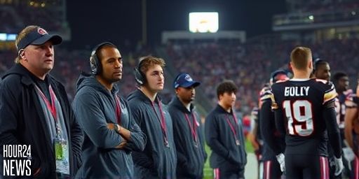 Mike McDaniel’s Sideline Meltdown Speaks Volumes About a Dolphins Season in Freefall