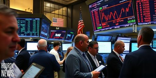 US stock market closes at new highs as Dow and S&P rise while Nasdaq slips