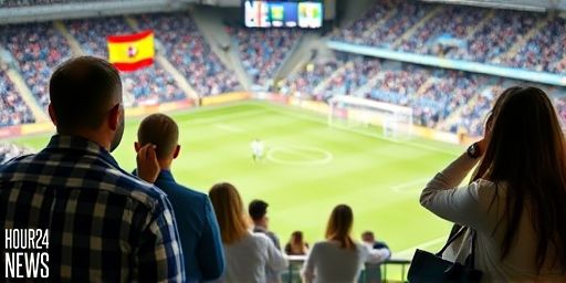 Rare Weekly Error? Emi Martinez Blunder Sparks Man Utd Relief as Lammens Shines for Old Trafford