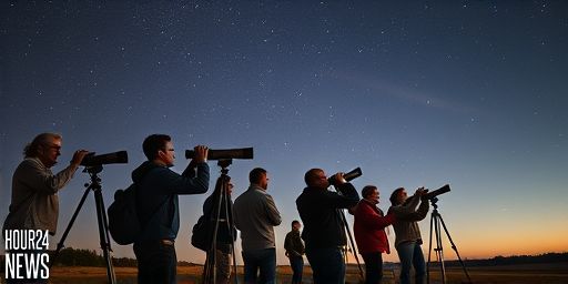 Following the Trajectory of Comet 3I/Atlas: A Practical Guide for Stampe Enthusiasts