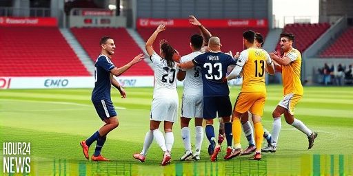 Kieffer Moore Hat-Trick Ends Coventry’s Unbeaten Run at Wrexham