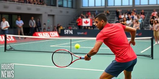 Auger-Aliassime Edges Zverev at Nitto Finals, Reaches SF