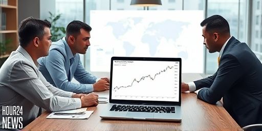 Silver Price Forecast: XAG/USD Rises Near $51 as Shutdown Ends Sparks Caution