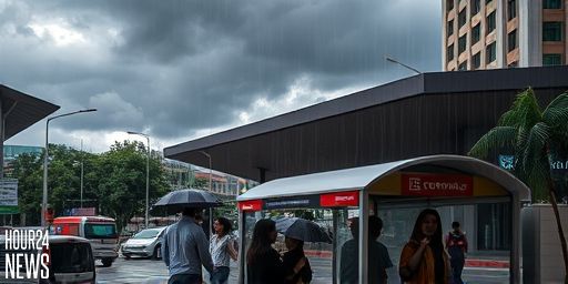 Jakarta Braces for Rain, Lightning, and Wind: BMKG Forecasts This Afternoon