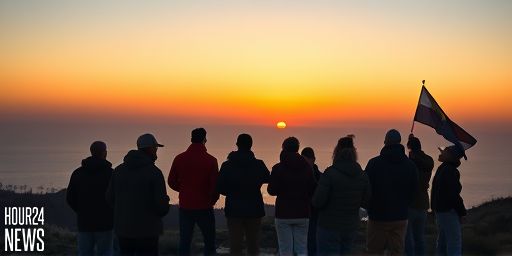 Mars and Mercury Shine at Sunset on Nov. 12 — An Evening View