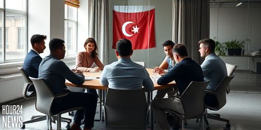 Pluribus Review: Rhea Seehorn Stars in Vince Gilligan’s Apple TV Masterclass