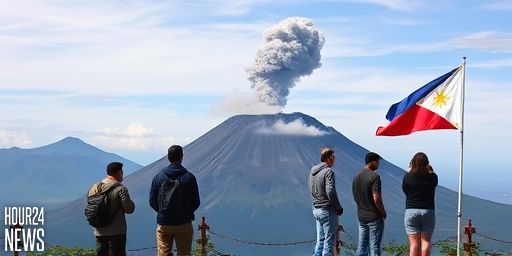 Kanlaon Volcano Emits Ash Anew, PHIVOLCS Reports