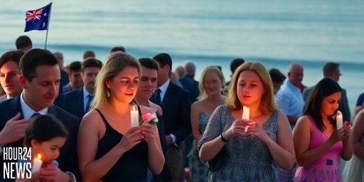 Mourners Honor Victims at Bondi Beach One Week After Attack