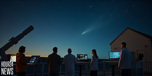 Interstellar Comet 3I/ATLAS Turns Green Near Earth, Revealing Its Cosmic Origins