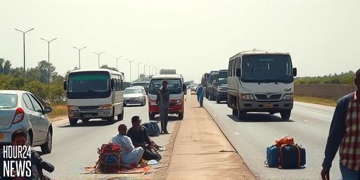 Gridlock on Nairobi-Nakuru Highway Near Mai Mahiu Forces Nighttime Stoppage for Dozens of Travelers