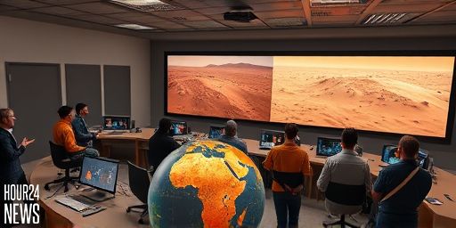 NASA Mars Probe HiRISE Reaches 100,000th Photo Milestone