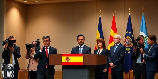 Sanchez Warns US Invasion of Greenland Could Please Putin, Fallout for Global Security