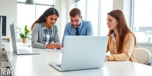 MSI Panther Lake Laptop: Power Meets Efficiency in the Prestige 14 Flip AI Plus