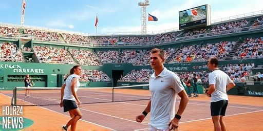 Djokovic Advances to Australian Open 2026 Quarterfinals as Mensik Withdraws with Abdomen Injury