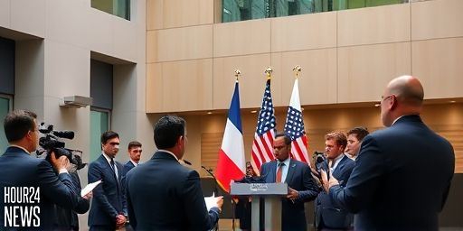 Trump Joins Criticism of Clooney’s French Passport Policy