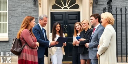 Family of Lindsay and Craig Foreman Take Petition to Downing Street Over Iran Detention