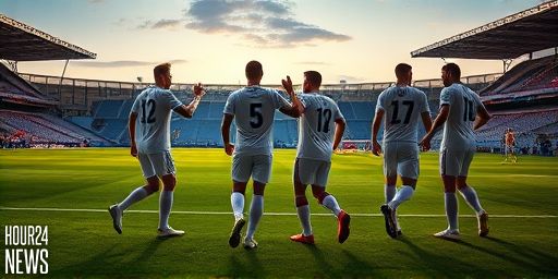 Late leveller keeps AC Milan in the title hunt as Fiorentina slip at home