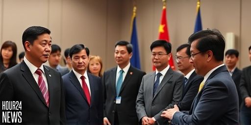 Rocket debris warning up anew after China launch