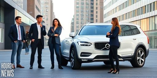 Volvo EX60 Preview: 400-Mmile Range and Fast Charging Ahead of January Debut