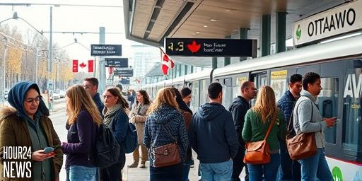 Ottawa councillors push for rider compensation from OC Transpo after LRT disruption