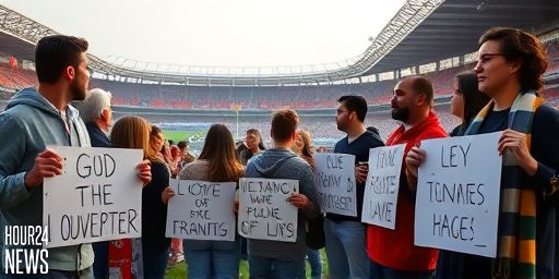Michael Carrick Praises Manchester United Fans Ahead of Fulham Protest