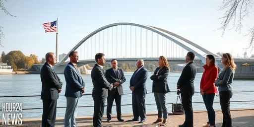 US President Eyes 76m Memorial Bridge Arch in DC